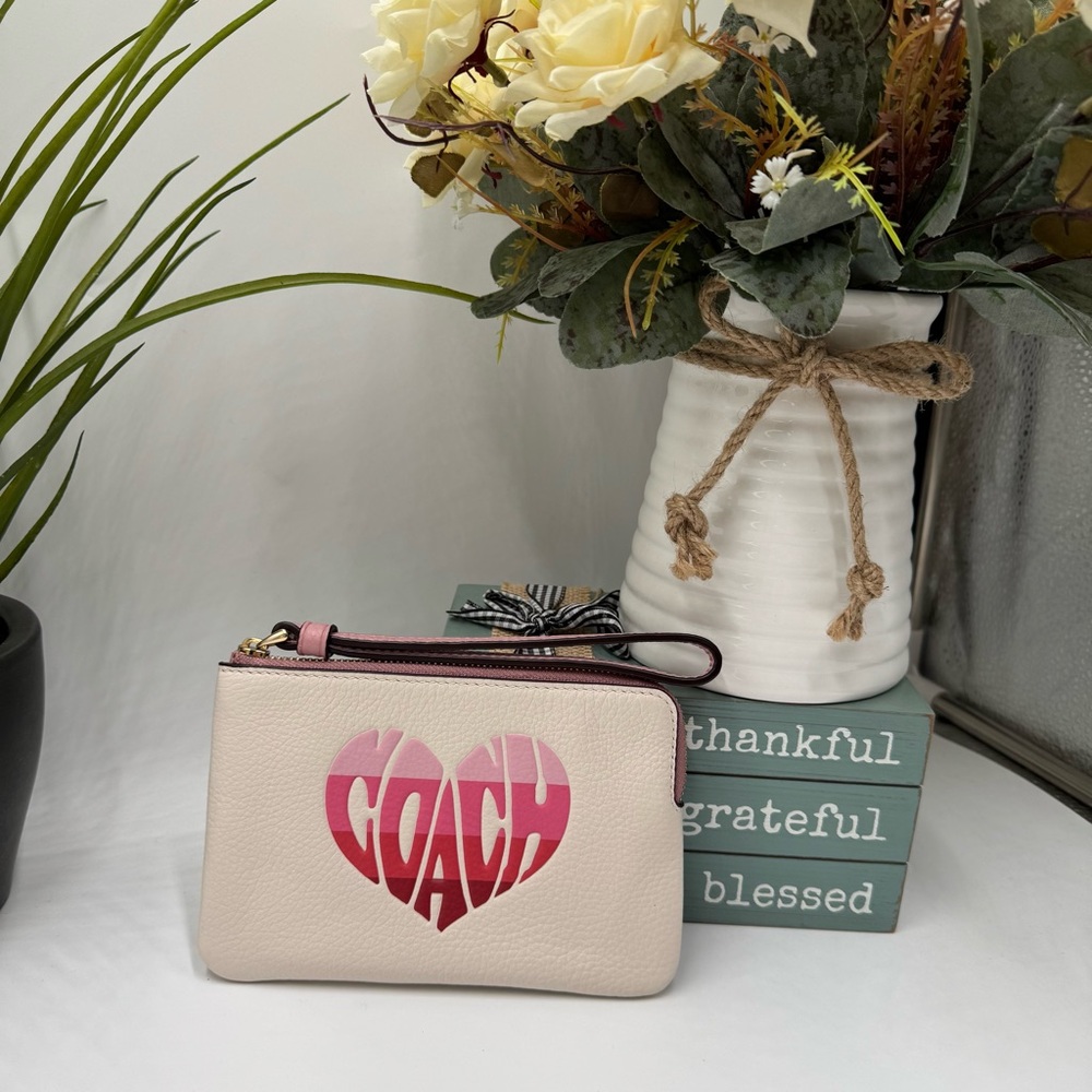 Coach Striped Heart Motif Corner Zip Wristlet - Chalk Multi